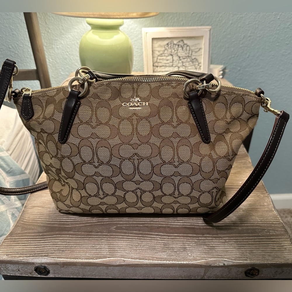 Coach Purse - Kelsey Satchel